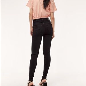 Levi’s 721 High Rise Super Skinny - Black